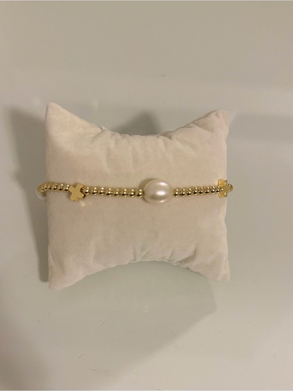 ✨ hand made Gold-Filled bead with Pearls & Cross Beaded Stretch Bracelet ✨